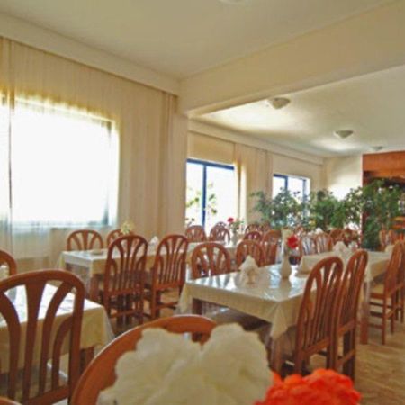 Apellis Hotel Lambi  Luaran gambar